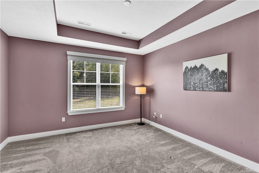 Jackson Twp, Pennsylvania, 16033, United States, 3 Bedrooms Bedrooms, ,3 BathroomsBathrooms,Residential,For Sale,1911029