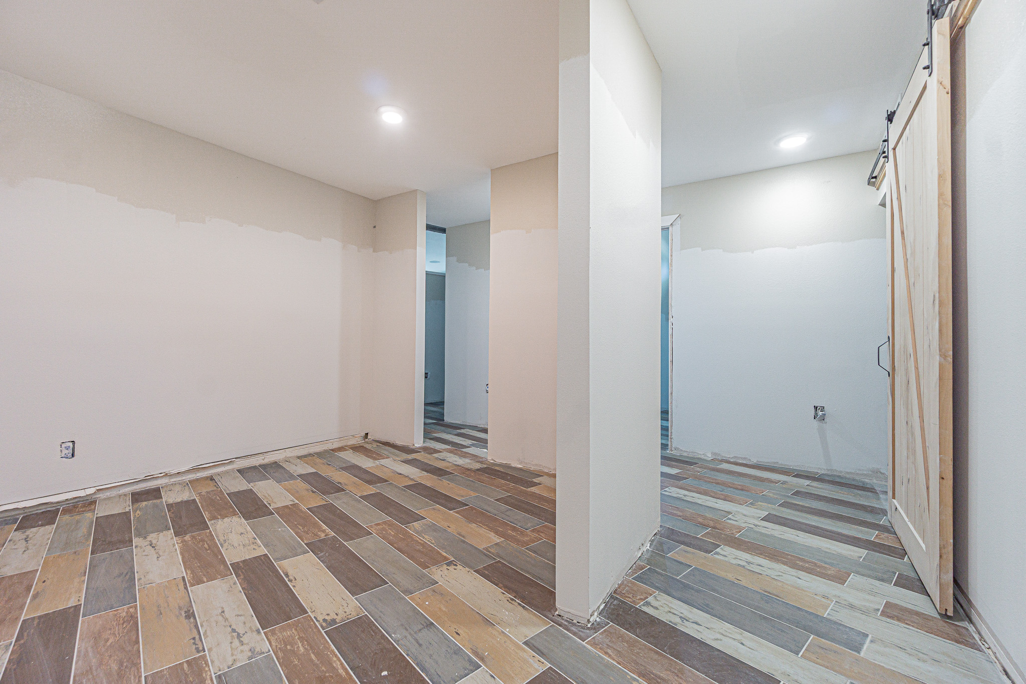 St. Petersburg, Florida, 33704, United States, 4 Bedrooms Bedrooms, ,3 BathroomsBathrooms,Residential,For Sale,1979413