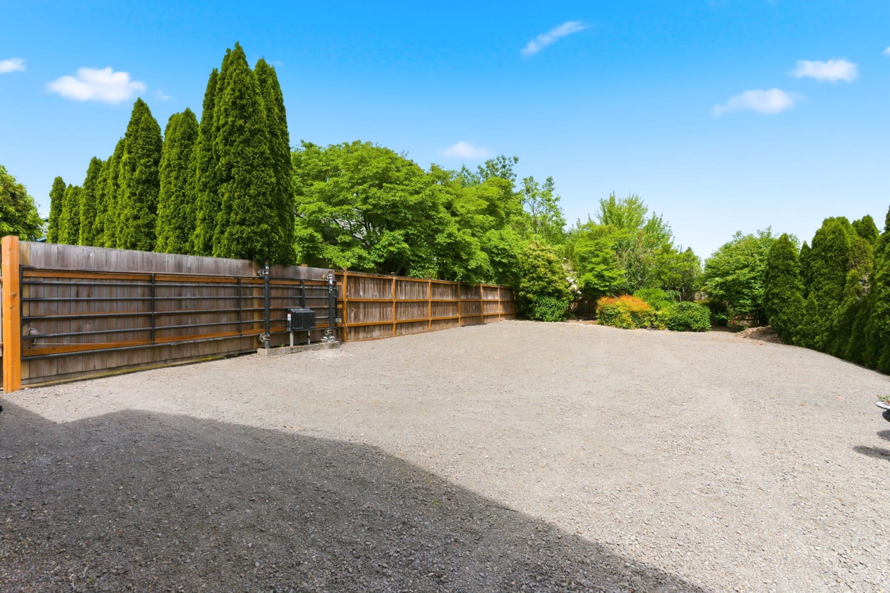  12048 SW CAFFALL LN Tigard, OR 97224 - 物件實景
