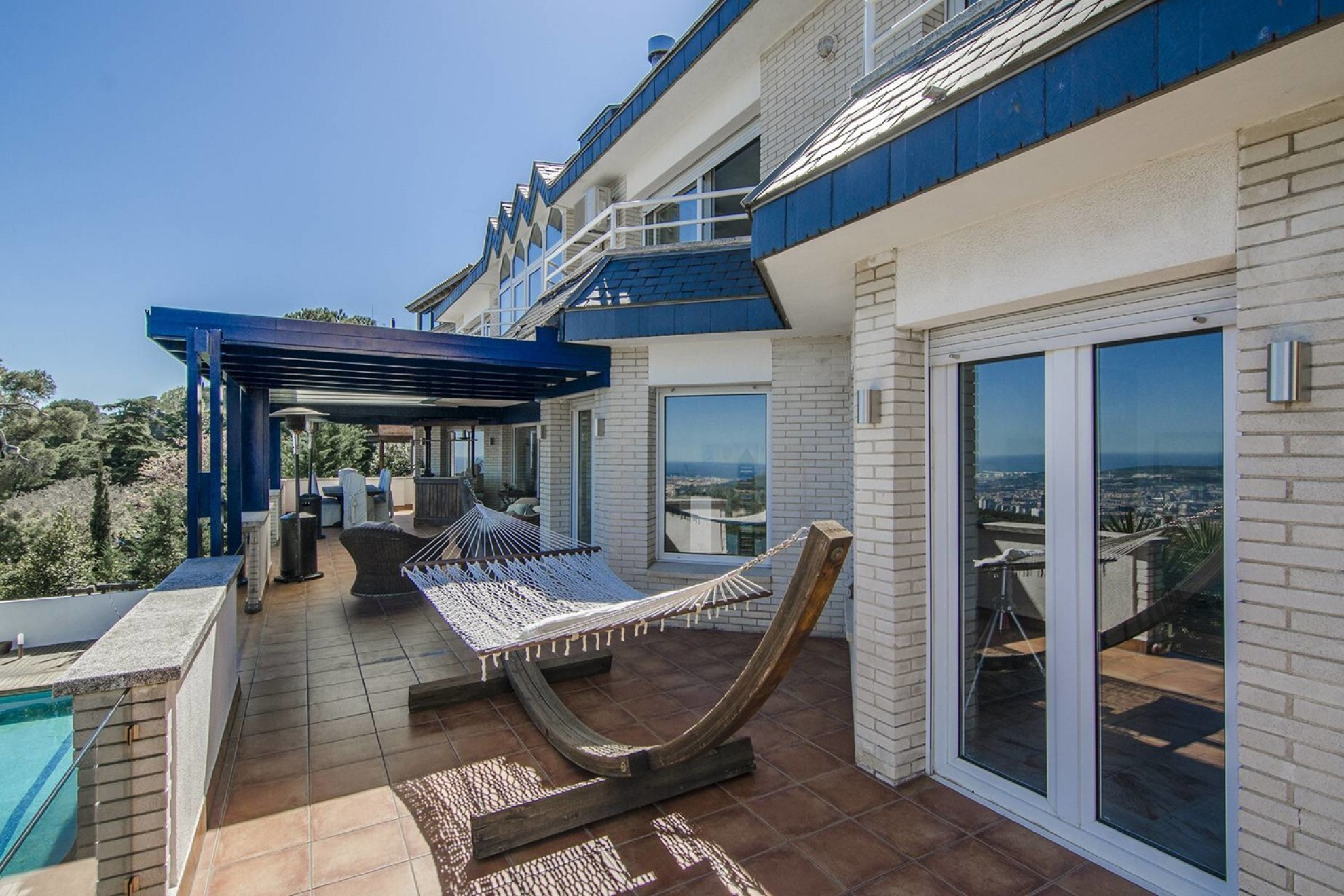  Impressive house with the best views of the city and the sea - 物件實景