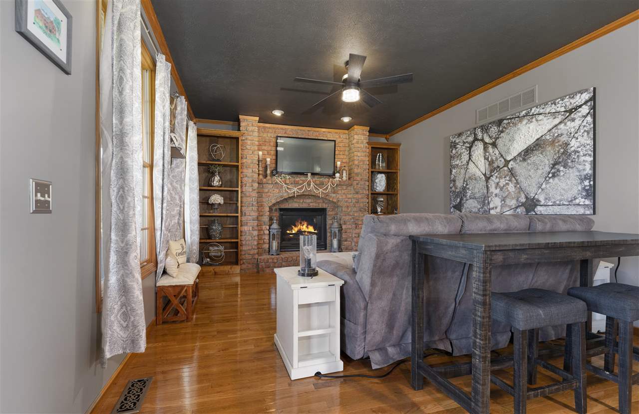 Centerville, Indiana, 47330, United States, 4 Bedrooms Bedrooms, ,4 BathroomsBathrooms,Residential,For Sale,1874331
