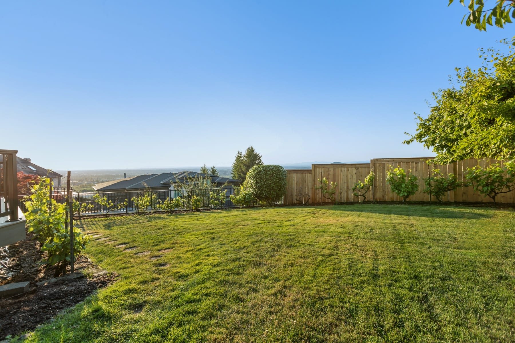  2210 NW HOOD ST Camas, WA 98607 - 物件實景