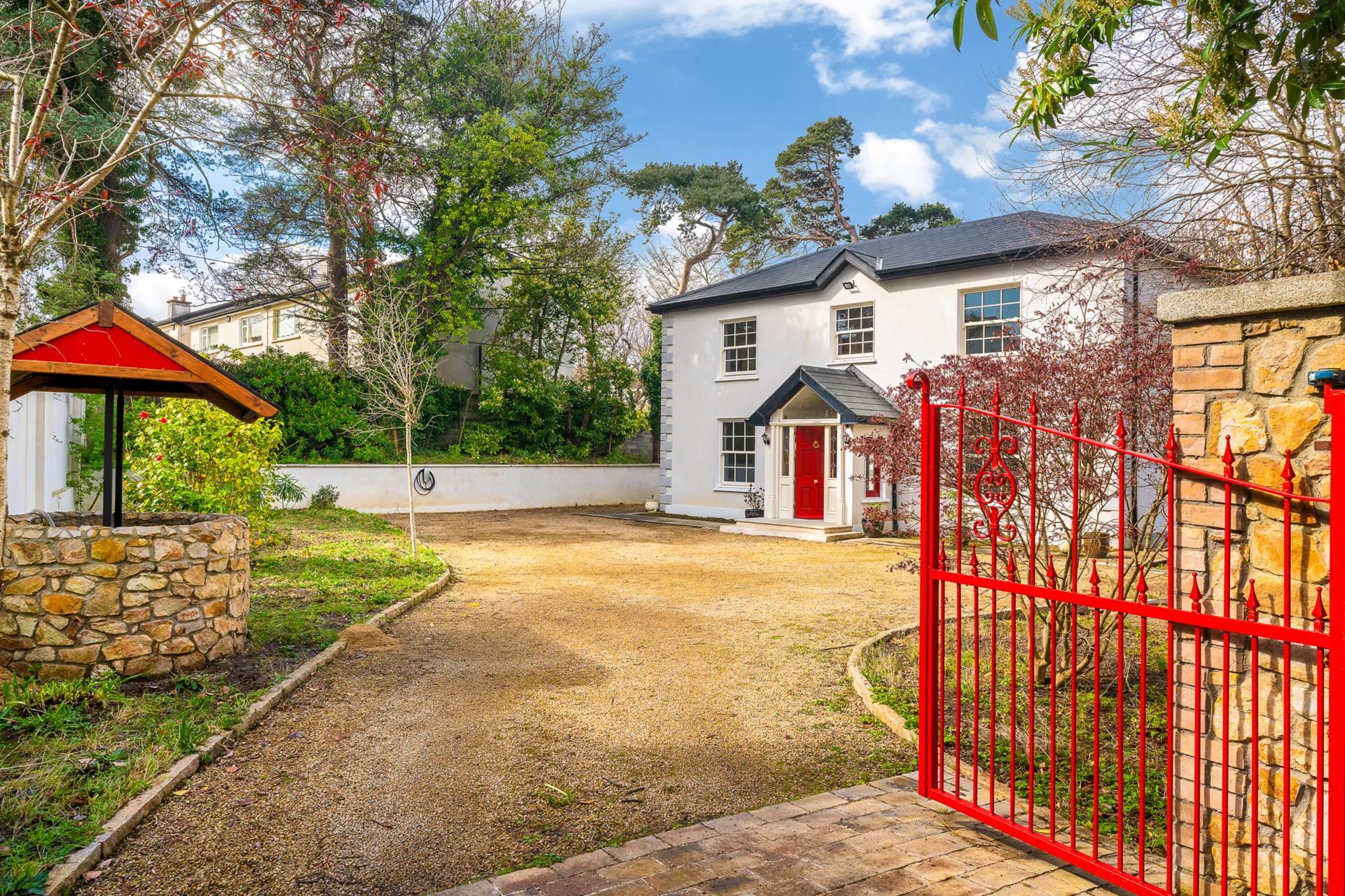 Glenlucan Lodge Glenlucan Court, Kilarney Road, Bray, Wicklow, A98 E9X2, IE, 4 Bedrooms Bedrooms, ,5 BathroomsBathrooms,Residential,For Sale,Glenlucan Lodge Glenlucan Court, Kilarney Road,1617243