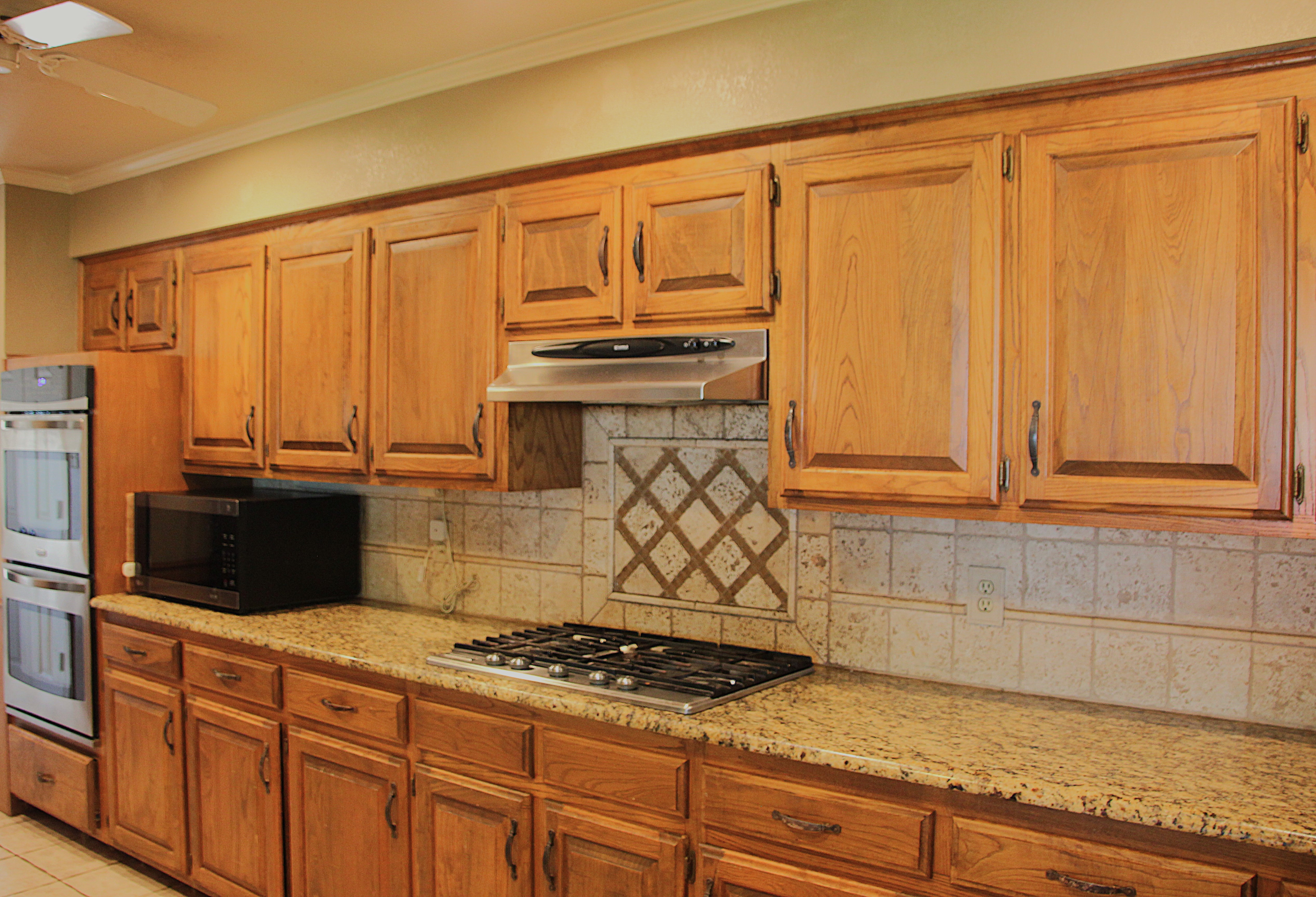 Sherman, Texas, 75495, United States, 4 Bedrooms Bedrooms, ,3 BathroomsBathrooms,Residential,For Sale,1913206