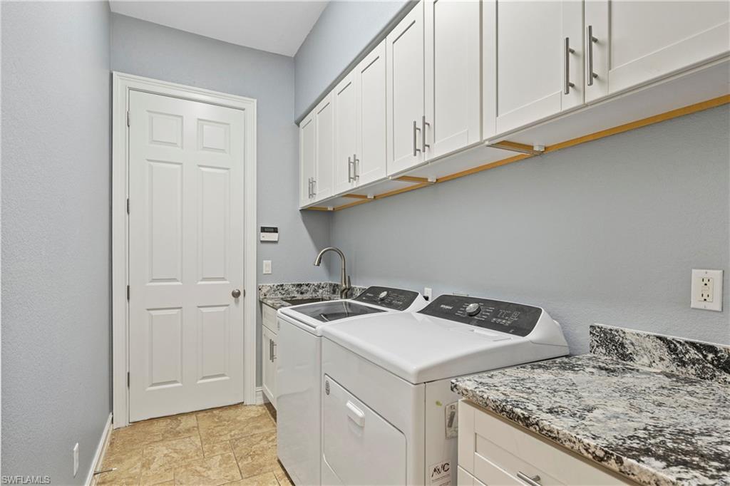 Naples, Florida, 34105, United States, 5 Bedrooms Bedrooms, ,4 BathroomsBathrooms,Residential,For Sale,1988253