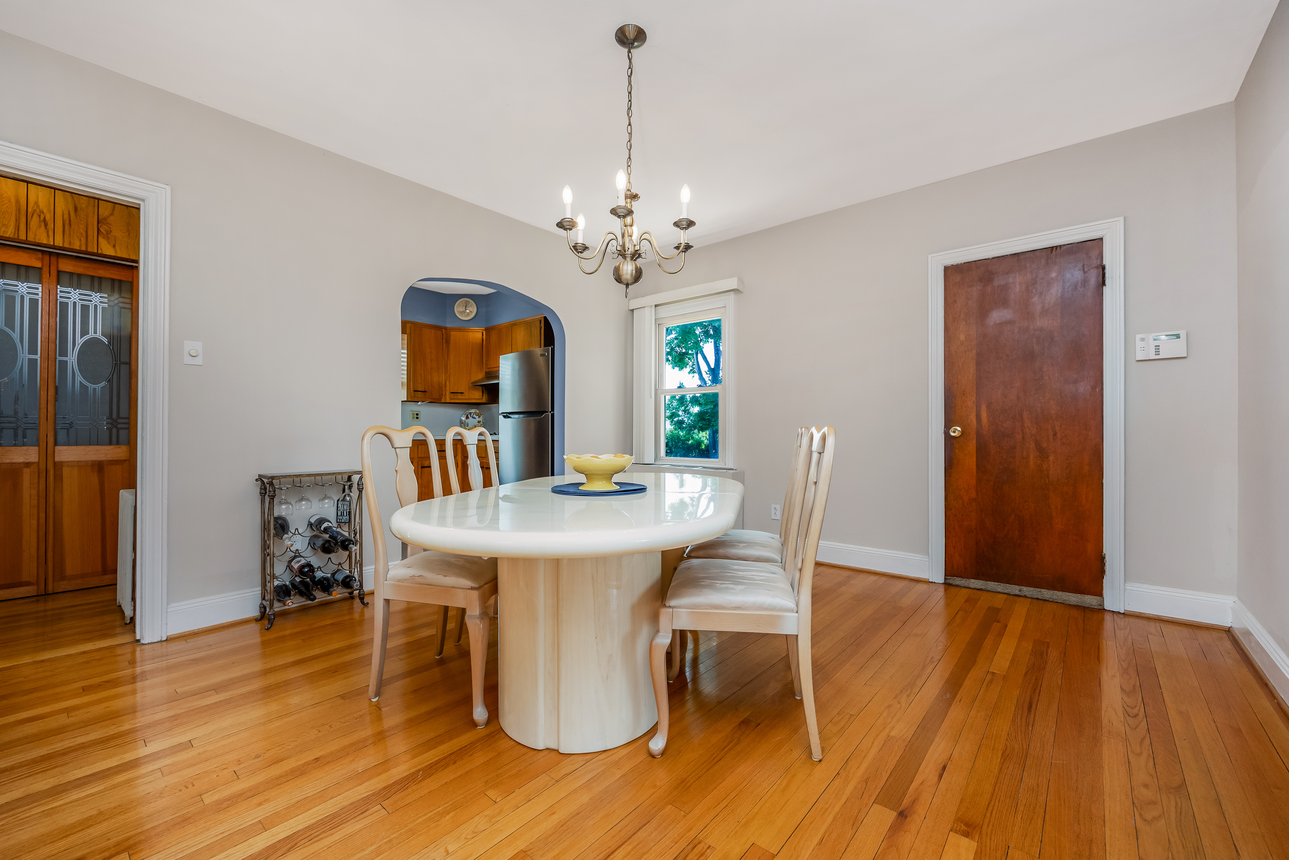 West Babylon, New York, 11704, United States, 5 Bedrooms Bedrooms, ,3 BathroomsBathrooms,Residential,For Sale,2048080