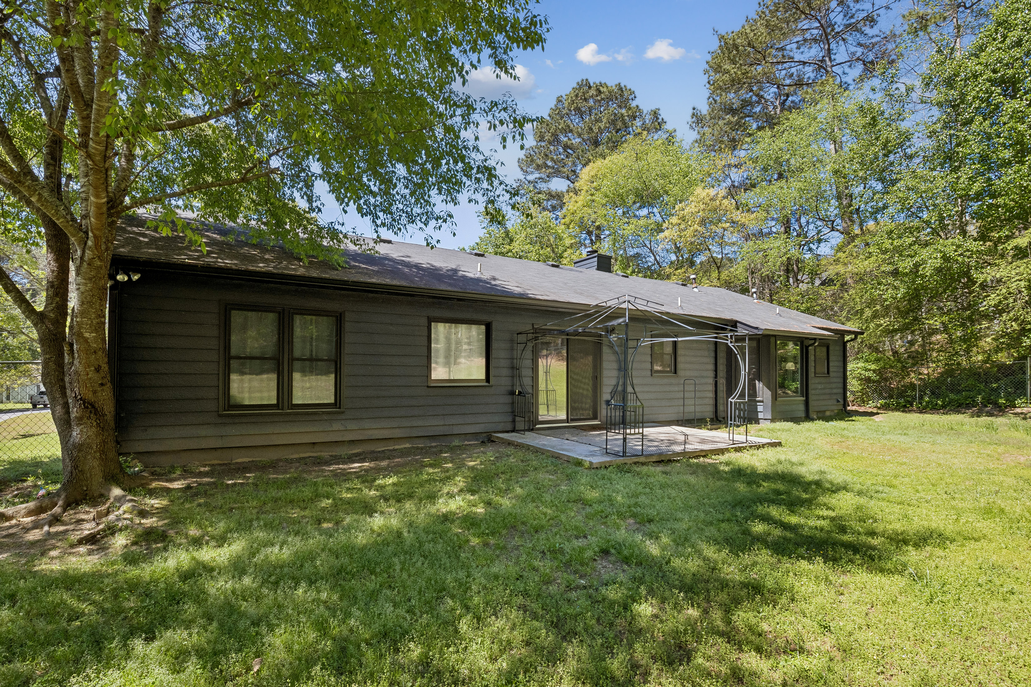  Beautifully Updated Home on a Quiet Cul-de-sac Street - 物件實景