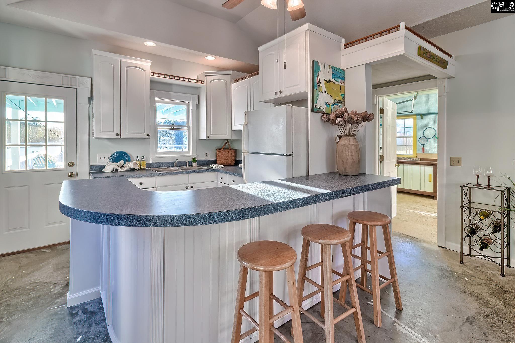 Lexington, South Carolina, 29072, United States, 4 Bedrooms Bedrooms, ,6 BathroomsBathrooms,Residential,For Sale,1987899