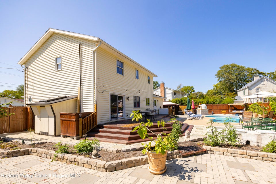 Saugerties, New York, 12477, United States, 3 Bedrooms Bedrooms, ,3 BathroomsBathrooms,Residential,For Sale,1974186