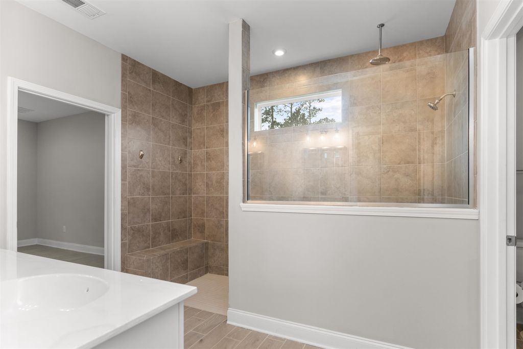Greensboro, Georgia, 30642, United States, 3 Bedrooms Bedrooms, ,4 BathroomsBathrooms,Residential,For Sale,1705219