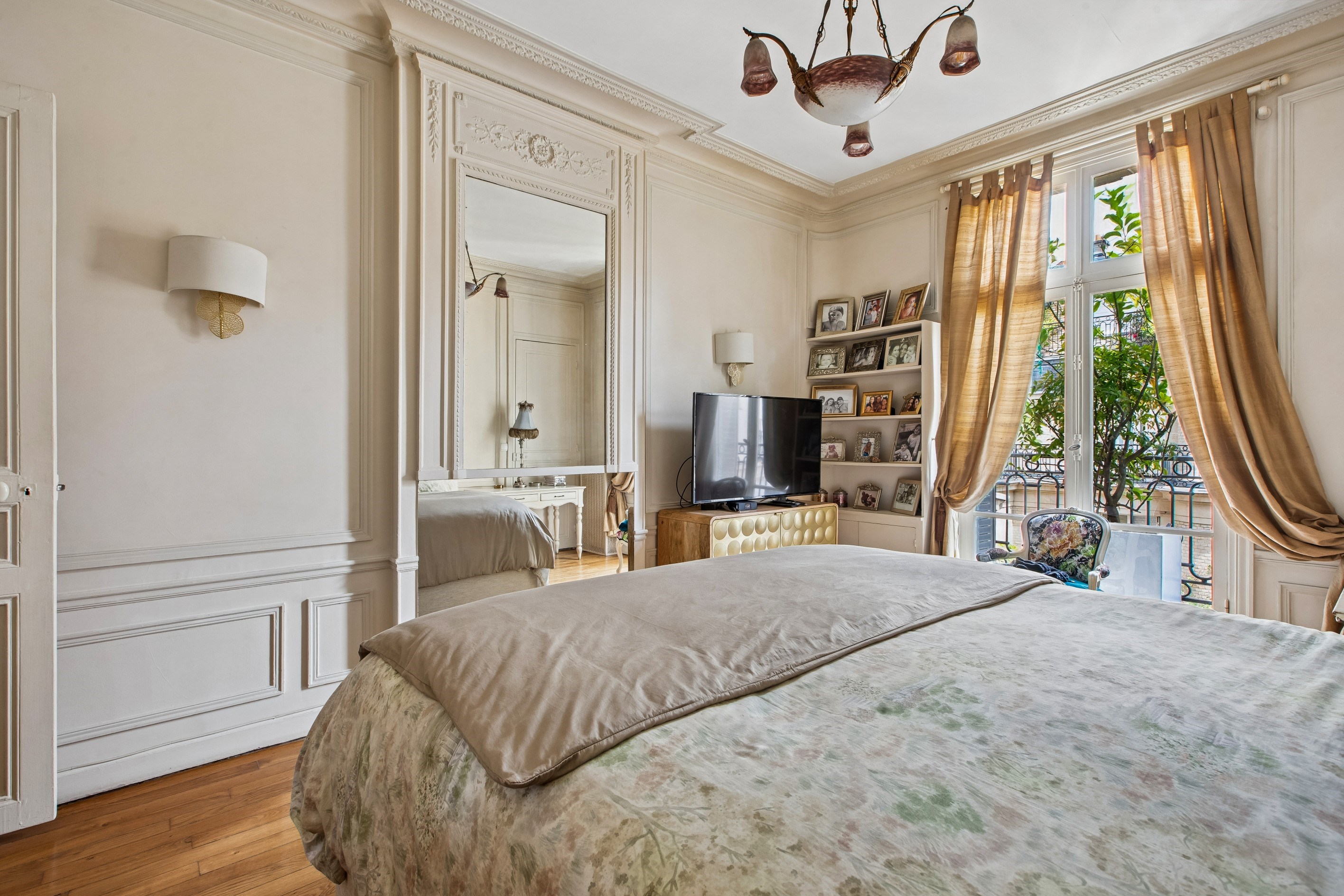  Elegant 262m² Apartment with Expansive Views in 16th Arrondissement - 物件實景