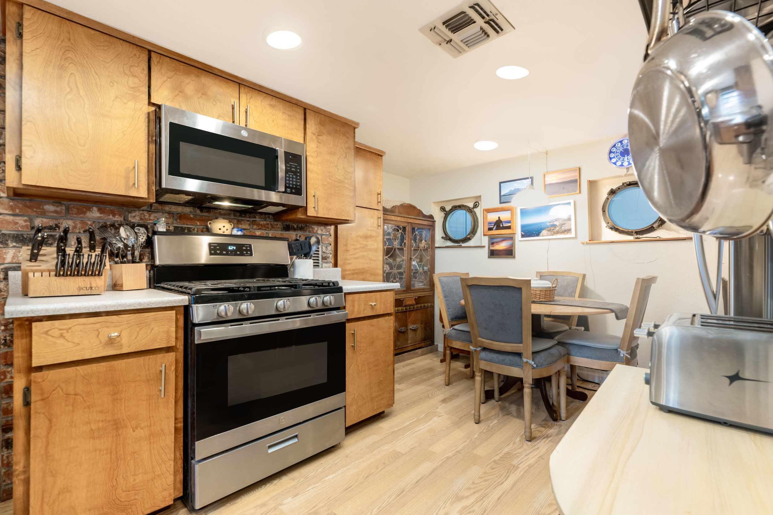  134 E. Empire Street, Grass Valley, CA 95945 - 物件實景