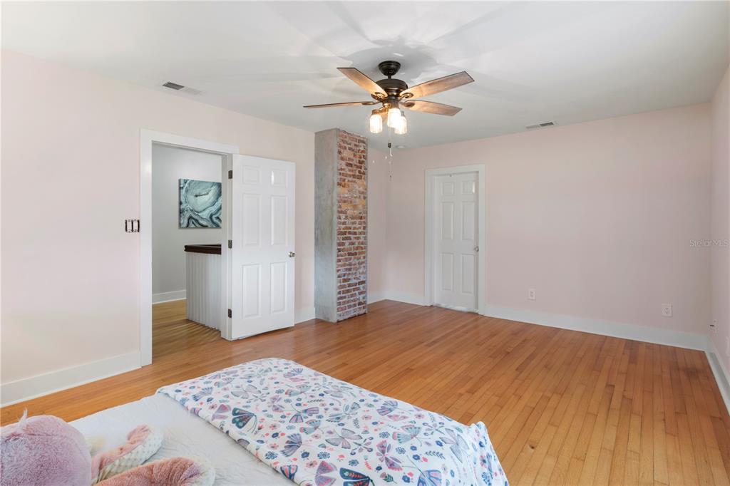 Sarasota, Florida, 34243, United States, 3 Bedrooms Bedrooms, ,3 BathroomsBathrooms,Residential,For Sale,1796778