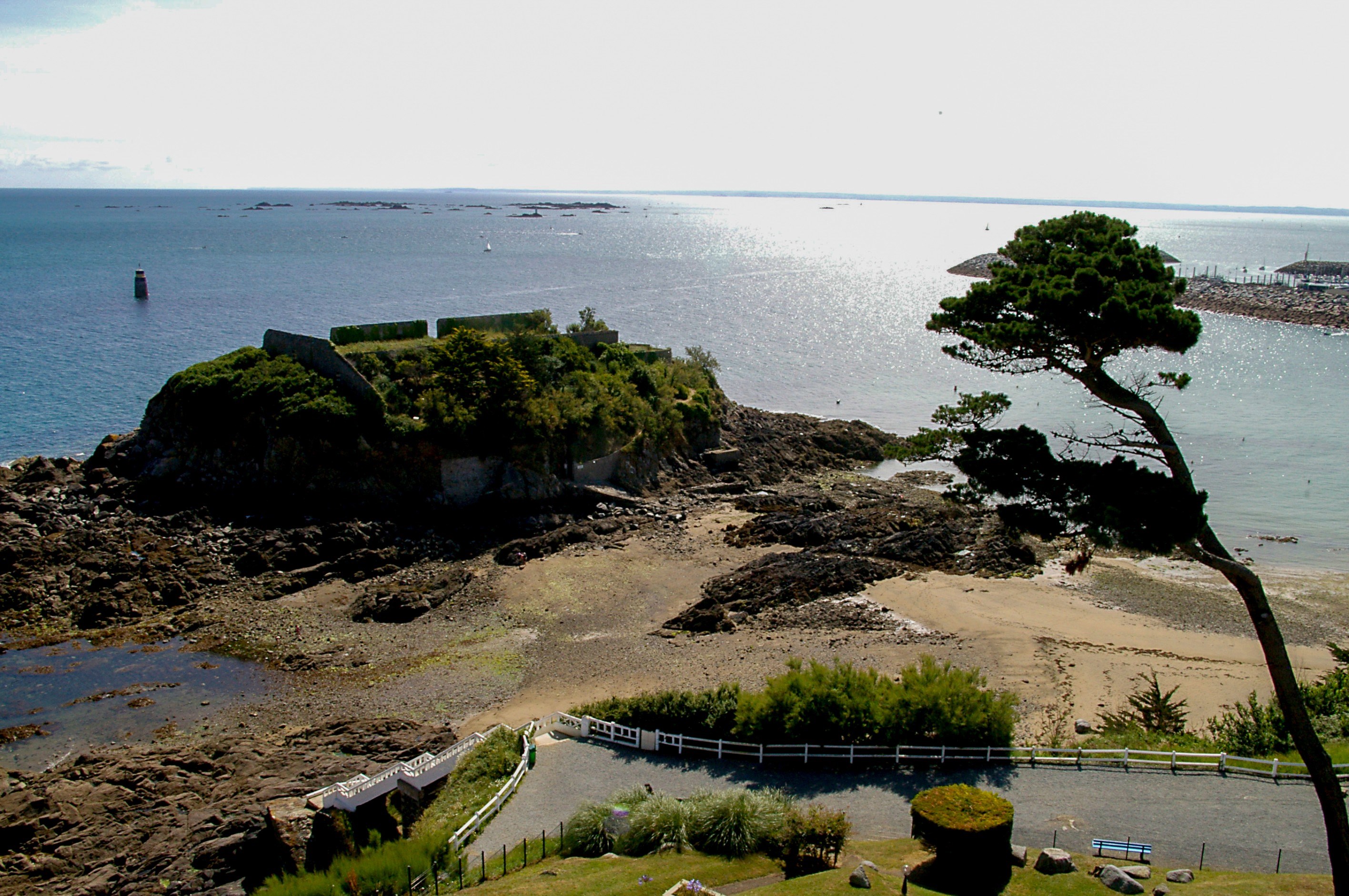  Stunning Villa built in an arabic style overlooking the sea at St Quay Portrieux - 物件實景