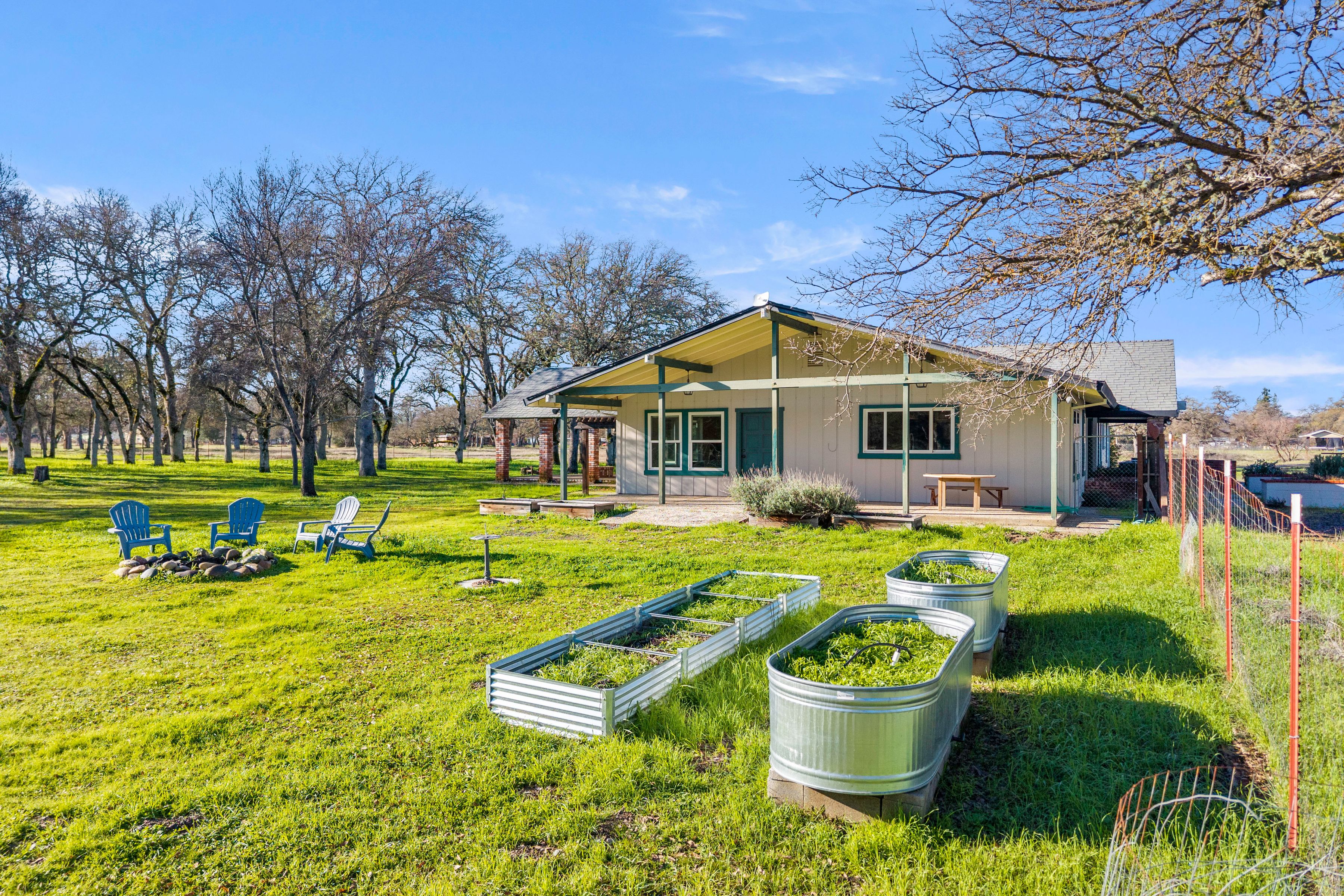  4962 Gaddy Lane - 物件實景