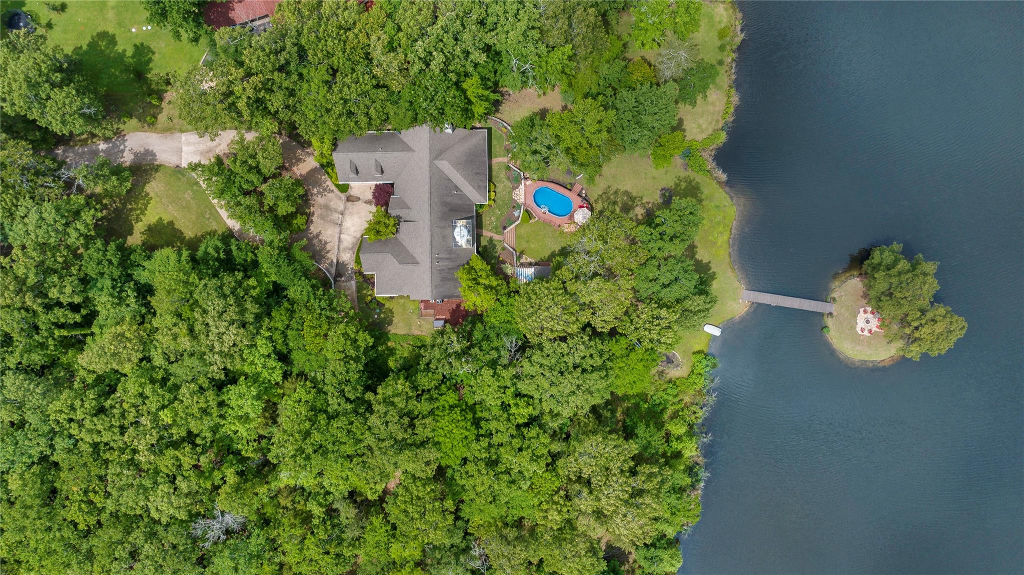 Powderly, Texas, 75473, United States, 5 Bedrooms Bedrooms, ,5 BathroomsBathrooms,Residential,For Sale,2024078