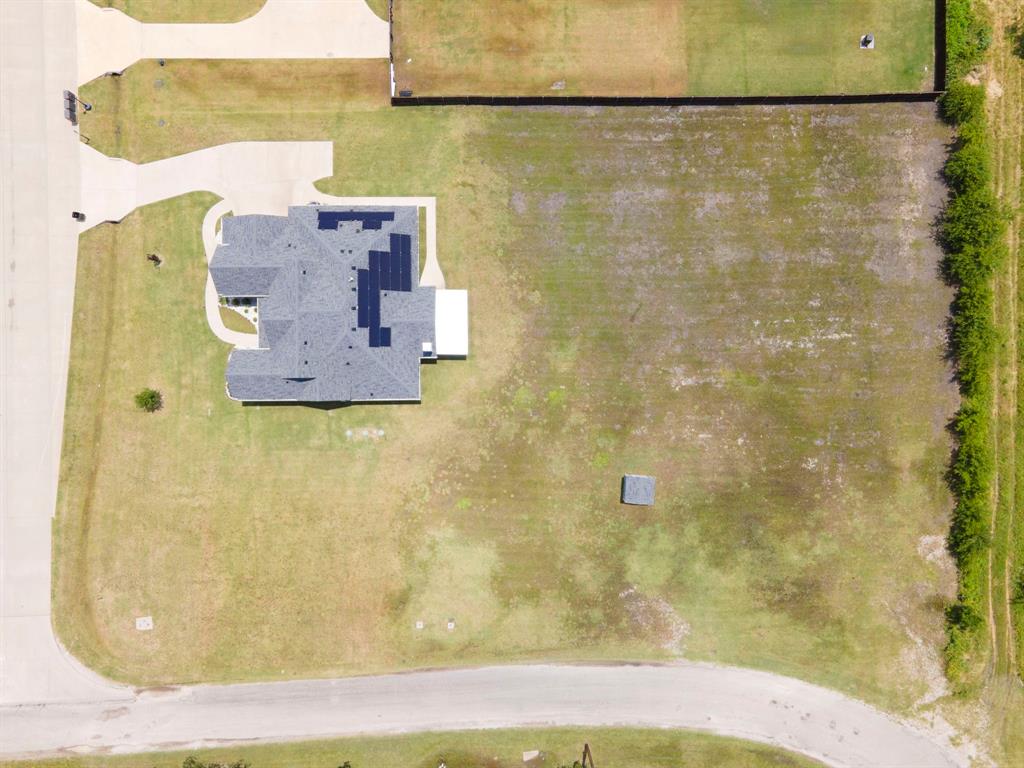 Waxahachie, Texas, 75165, United States, 4 Bedrooms Bedrooms, ,3 BathroomsBathrooms,Residential,For Sale,1980711