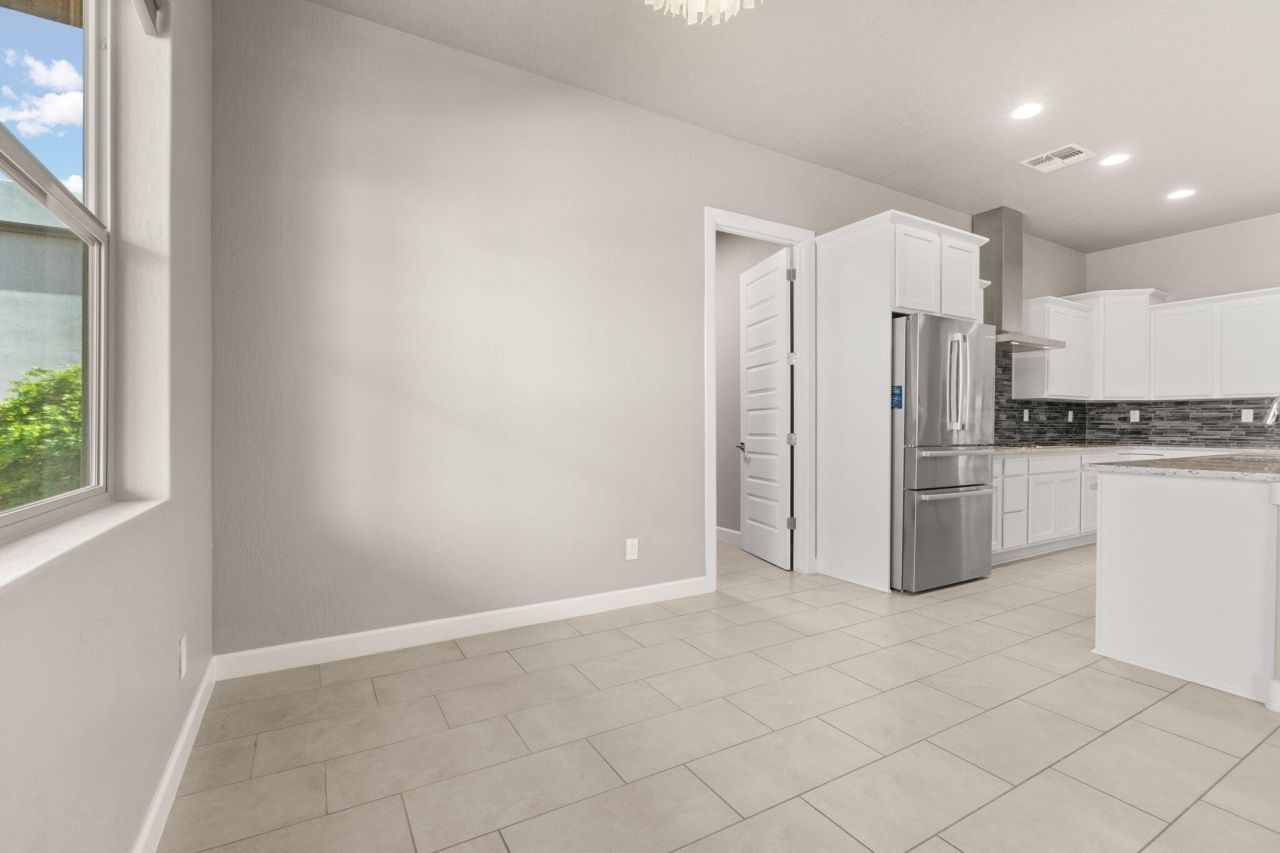 Rio Rancho, New Mexico, 87124, United States, 4 Bedrooms Bedrooms, ,3 BathroomsBathrooms,Residential,For Sale,1924973