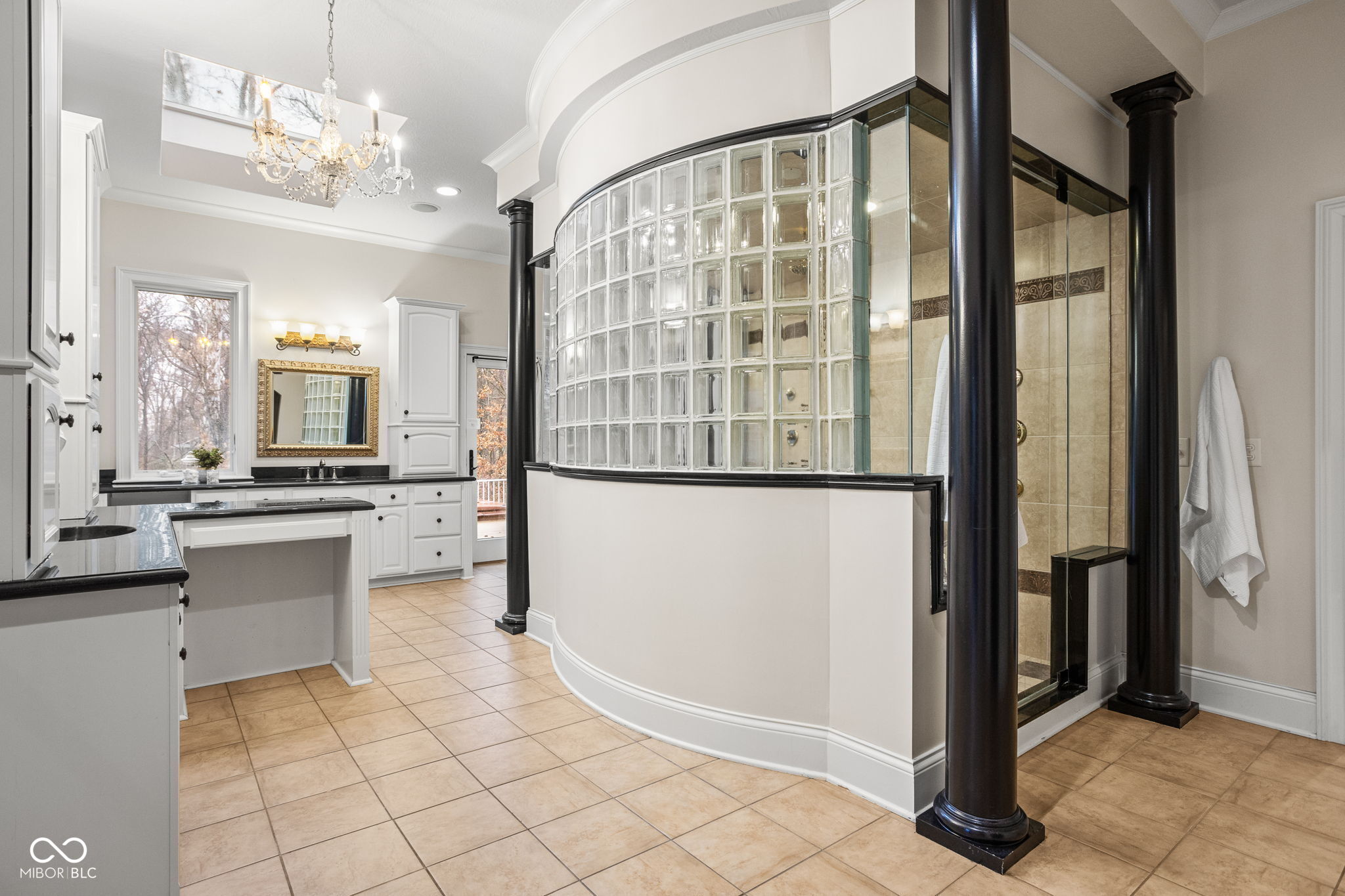 Indianapolis, Indiana, 46226, United States, 6 Bedrooms Bedrooms, ,7 BathroomsBathrooms,Residential,For Sale,1998001