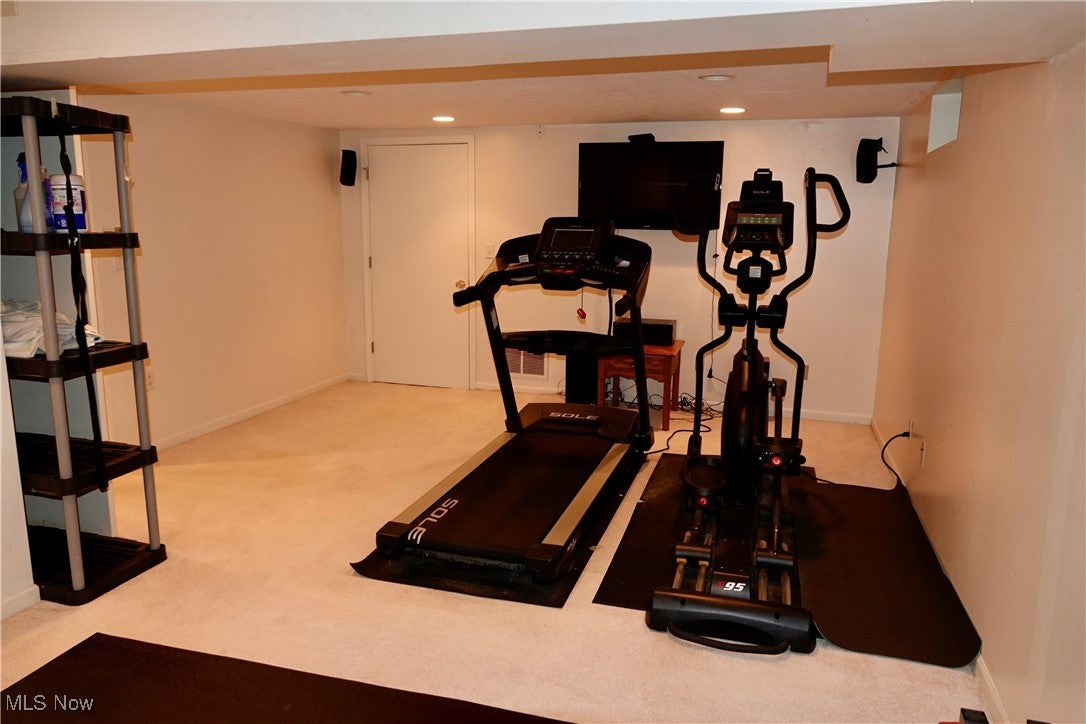 Solon, Ohio, 44139, United States, 4 Bedrooms Bedrooms, ,3 BathroomsBathrooms,Residential,For Sale,1981098