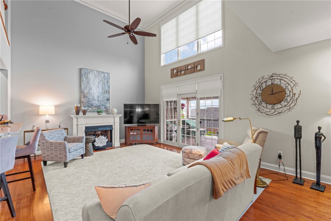 Mcmurray, Pennsylvania, 15317, United States, 3 Bedrooms Bedrooms, ,5 BathroomsBathrooms,Residential,For Sale,2024621