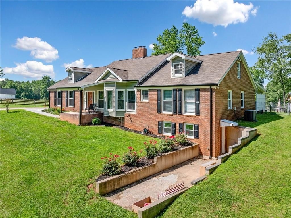 Dawsonville, Georgia, 30534, United States, 4 Bedrooms Bedrooms, ,3 BathroomsBathrooms,Residential,For Sale,1977797