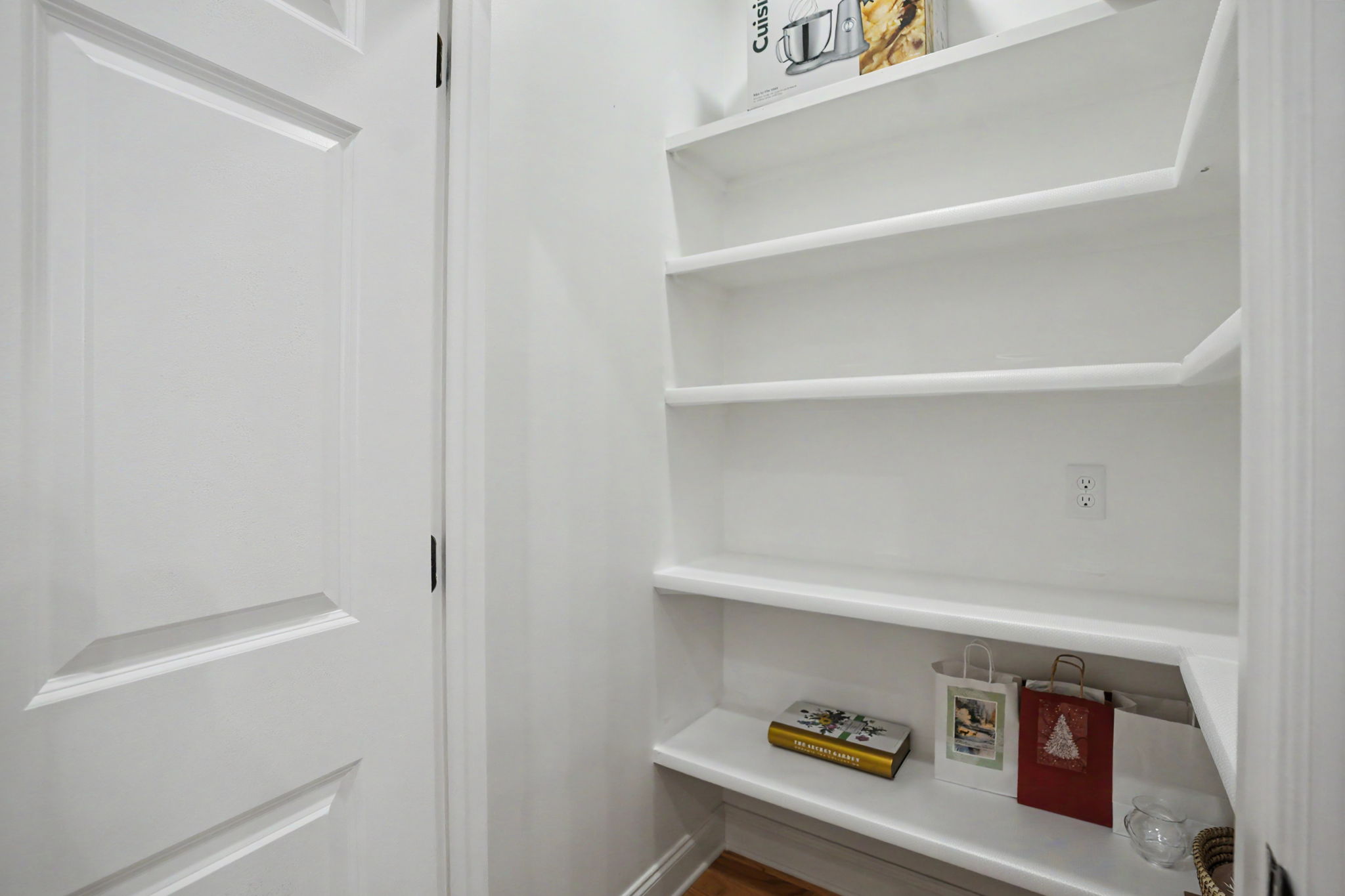  1201 River Oaks Drive, Richmond Hill - 物件實景