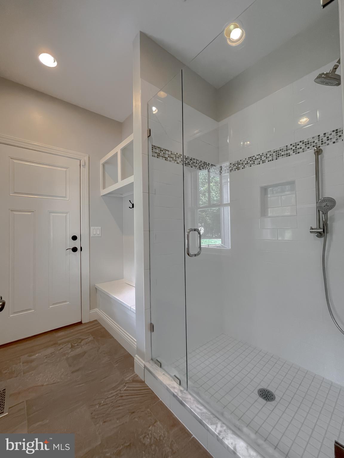 Hollywood, Maryland, 20636, United States, 5 Bedrooms Bedrooms, ,5 BathroomsBathrooms,Residential,For Sale,1914184