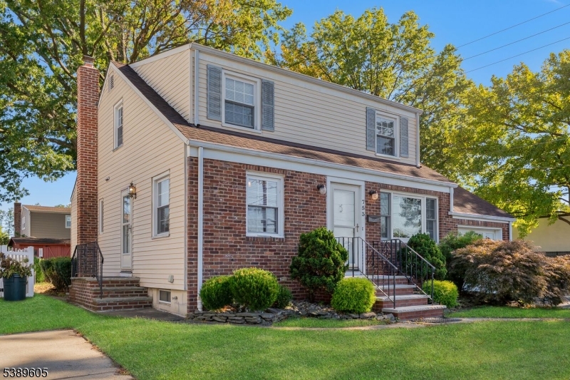 Union Twp., New Jersey, 07083, United States, 4 Bedrooms Bedrooms, ,1 BathroomBathrooms,Residential,For Sale,1989431