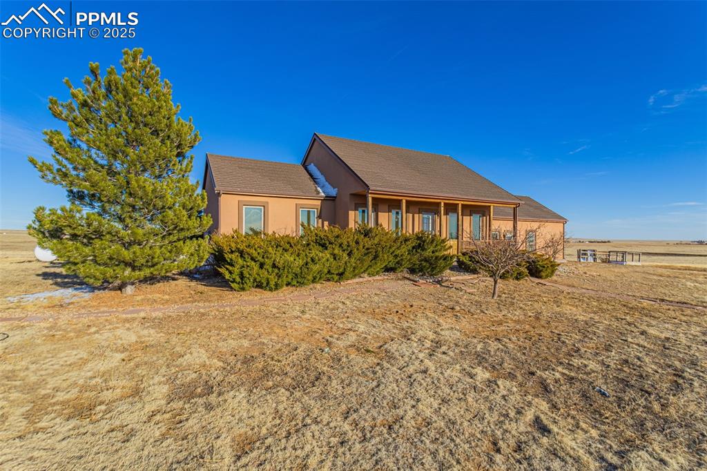 Calhan, Colorado, 80808, United States, 5 Bedrooms Bedrooms, ,1 BathroomBathrooms,Residential,For Sale,1987947