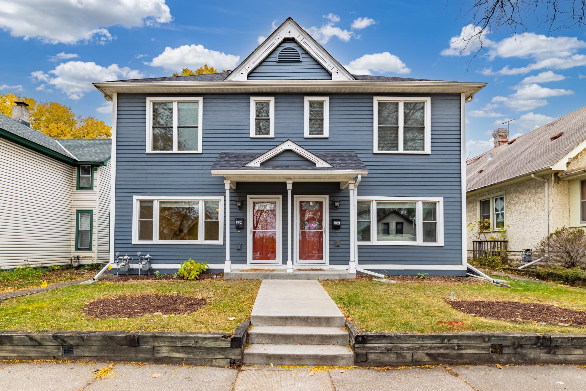 Saint Paul, Minnesota, 55102, United States, ,Residential,For Sale,1989124