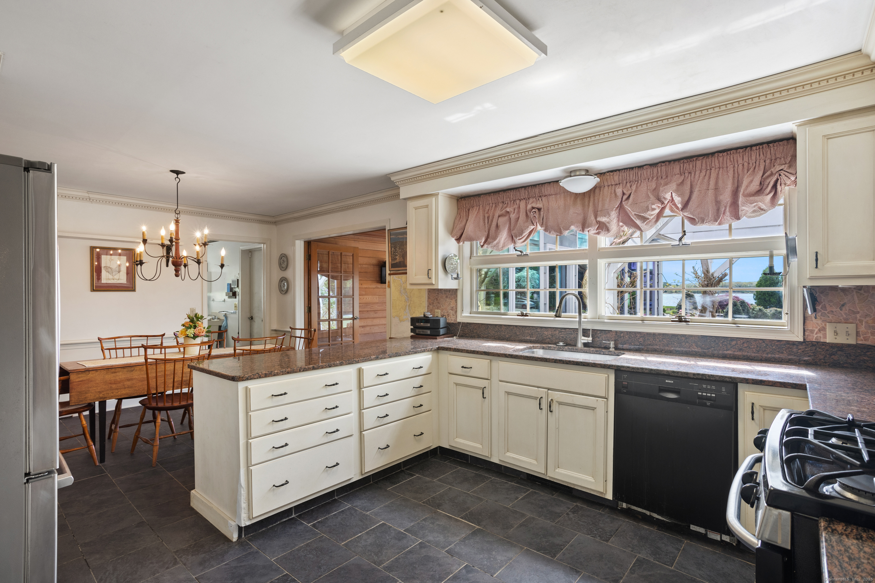 Old Saybrook, Connecticut, 06475, United States, 3 Bedrooms Bedrooms, ,3 BathroomsBathrooms,Residential,For Sale,1818903