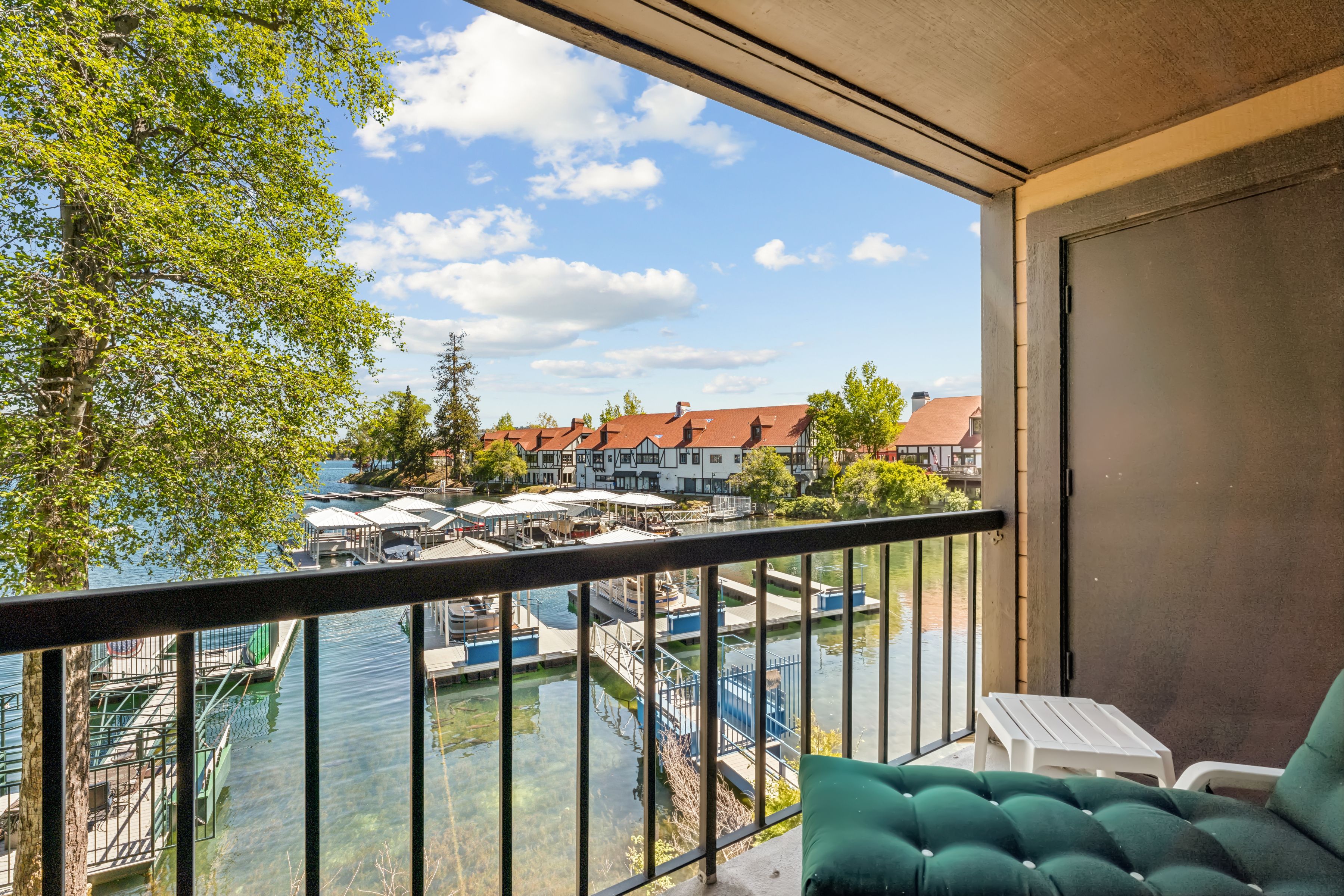  1 Village Bay, Lake Arrowhead, CA 92352 - 物件實景