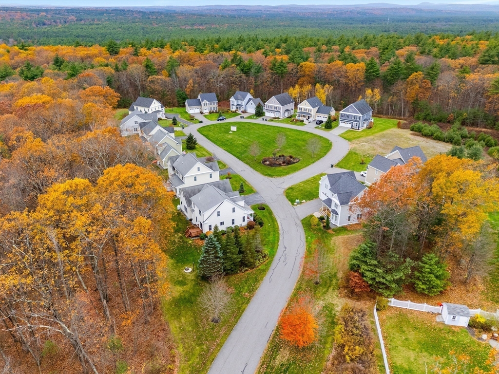 Groton, Massachusetts, 01450, United States, 3 Bedrooms Bedrooms, ,3 BathroomsBathrooms,Residential,For Sale,1988119