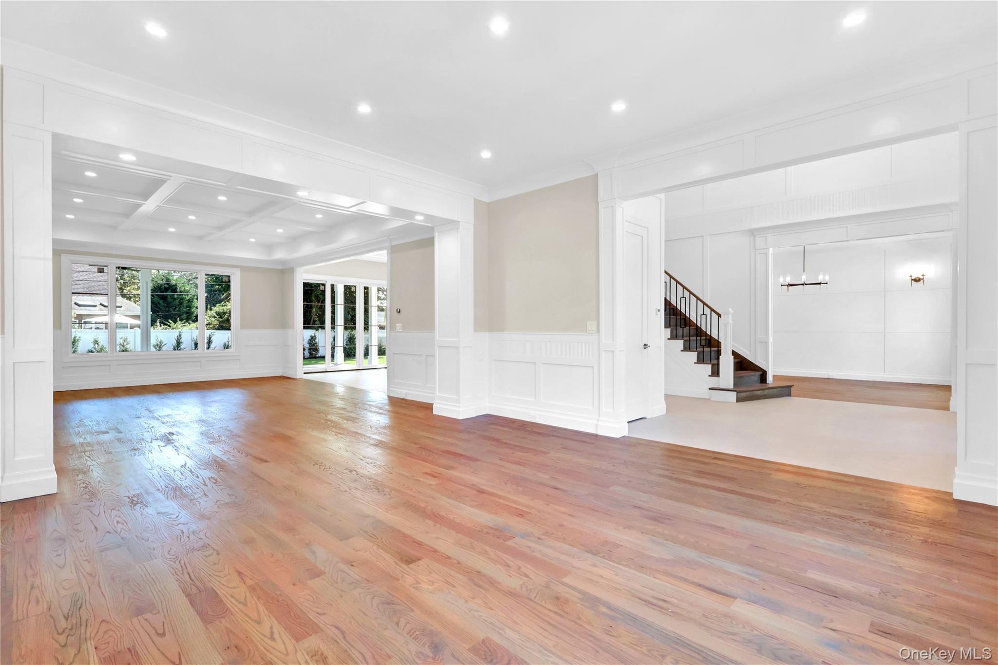  25 Hemlock Lane, Roslyn Heights, NY, 11577 - 物件實景