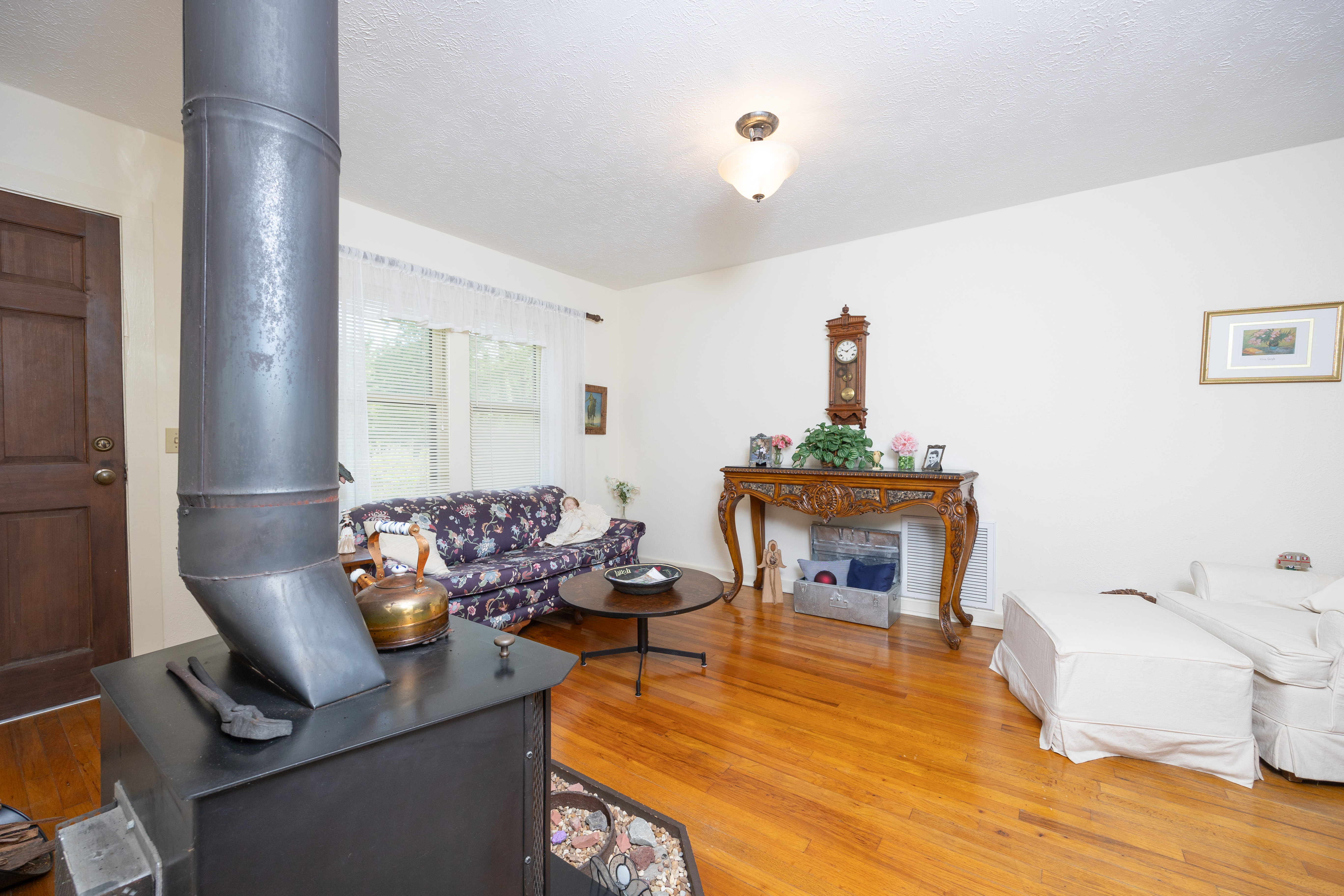Lake City, Florida, 32025, United States, 3 Bedrooms Bedrooms, ,2 BathroomsBathrooms,Residential,For Sale,1737016