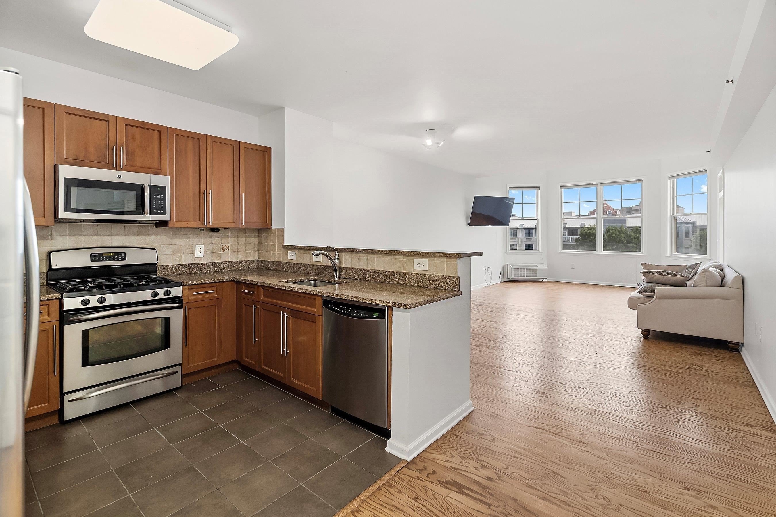 JC, Greenville, New Jersey, 07305, United States, 2 Bedrooms Bedrooms, ,2 BathroomsBathrooms,Residential,For Sale,1990758