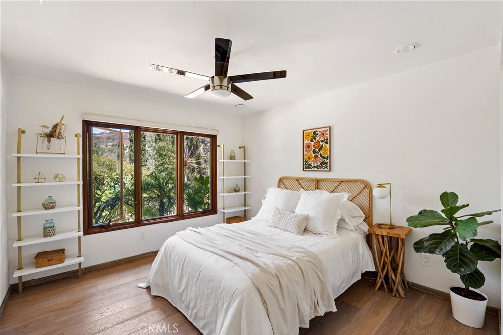 Calabasas, California, 91302, United States, 4 Bedrooms Bedrooms, ,3 BathroomsBathrooms,Residential,For Sale,1890282