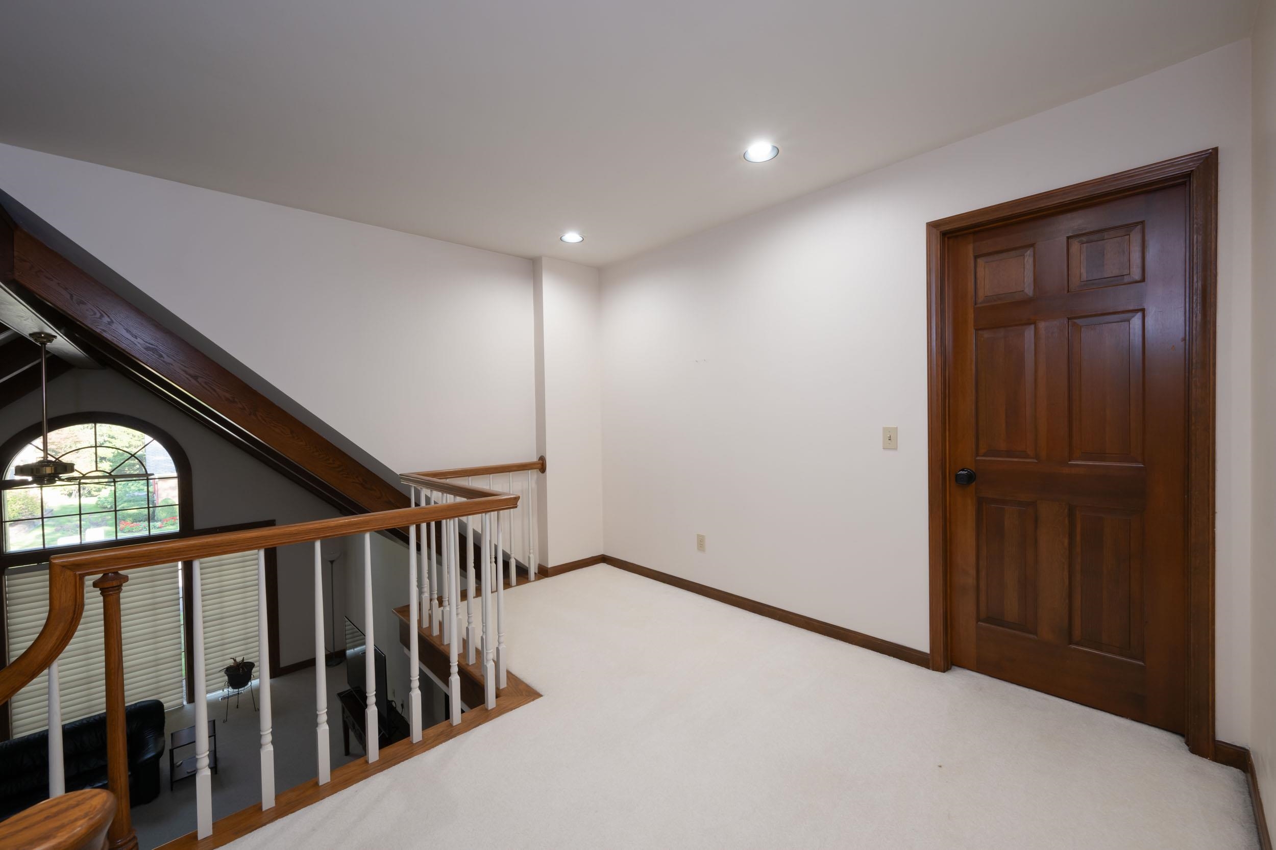 Fort Wayne, Indiana, 46804, United States, 3 Bedrooms Bedrooms, ,4 BathroomsBathrooms,Residential,For Sale,1941631