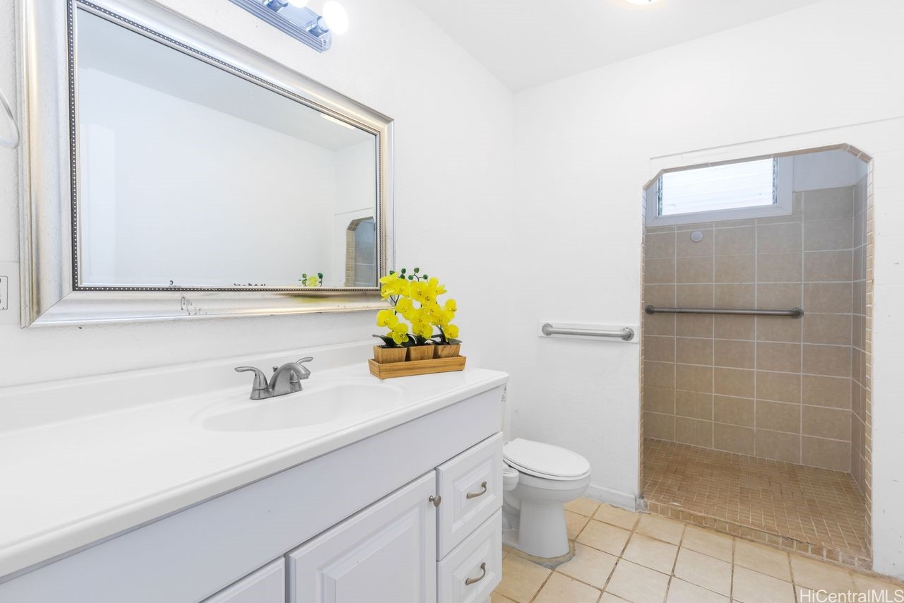 Waianae, Hawaii, 96792, United States, 5 Bedrooms Bedrooms, ,3 BathroomsBathrooms,Residential,For Sale,1925132