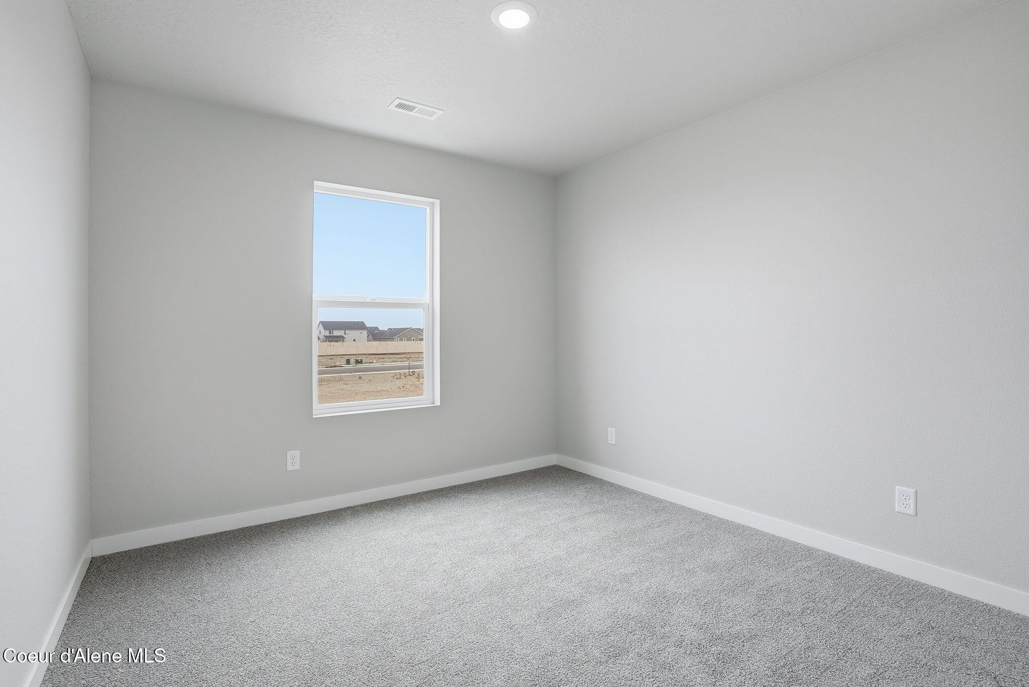 Post Falls, Idaho, 83854, United States, 3 Bedrooms Bedrooms, ,2 BathroomsBathrooms,Residential,For Sale,2034145