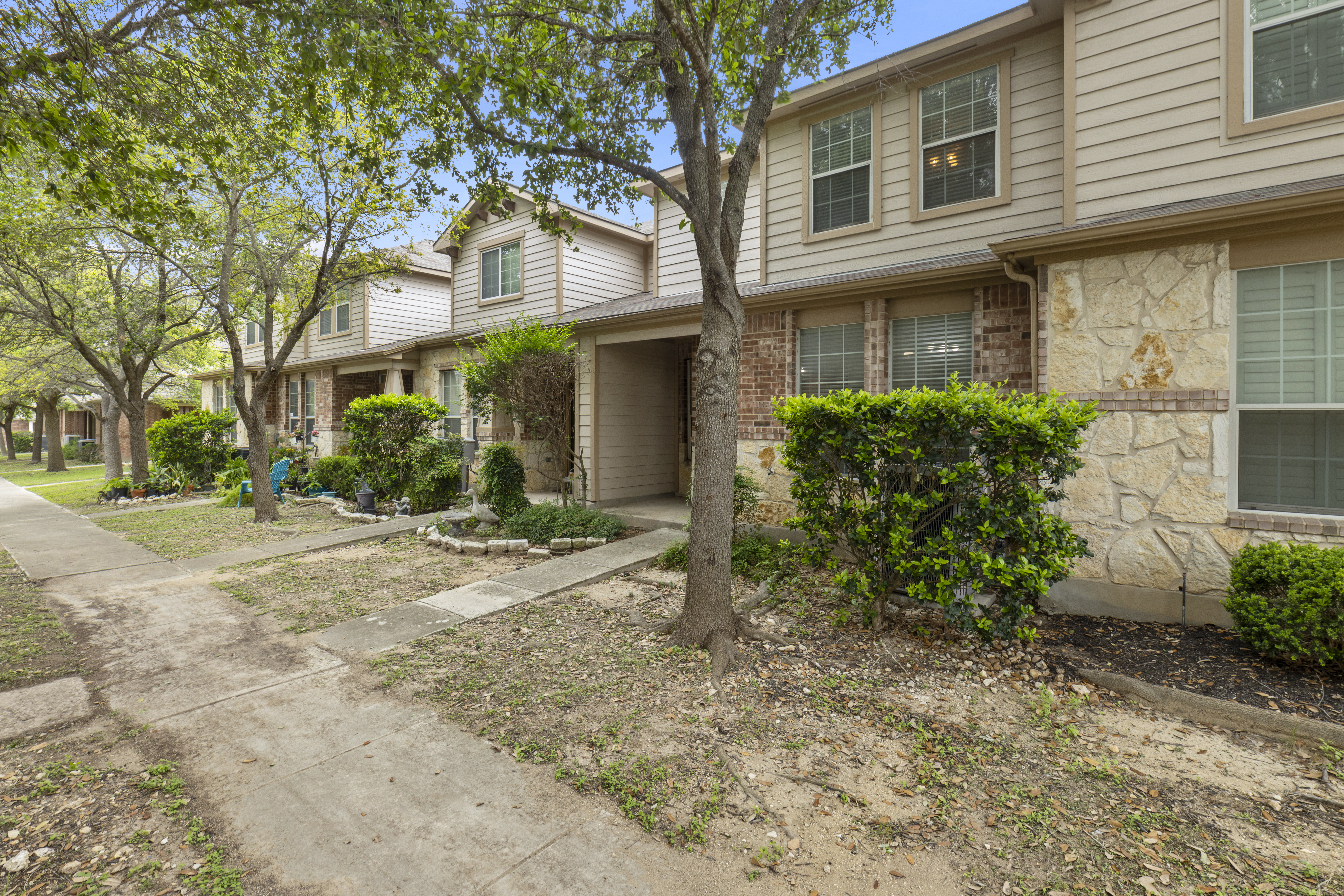  Spacious 3BR Townhome in Prime North San Antonio Location - 物件實景