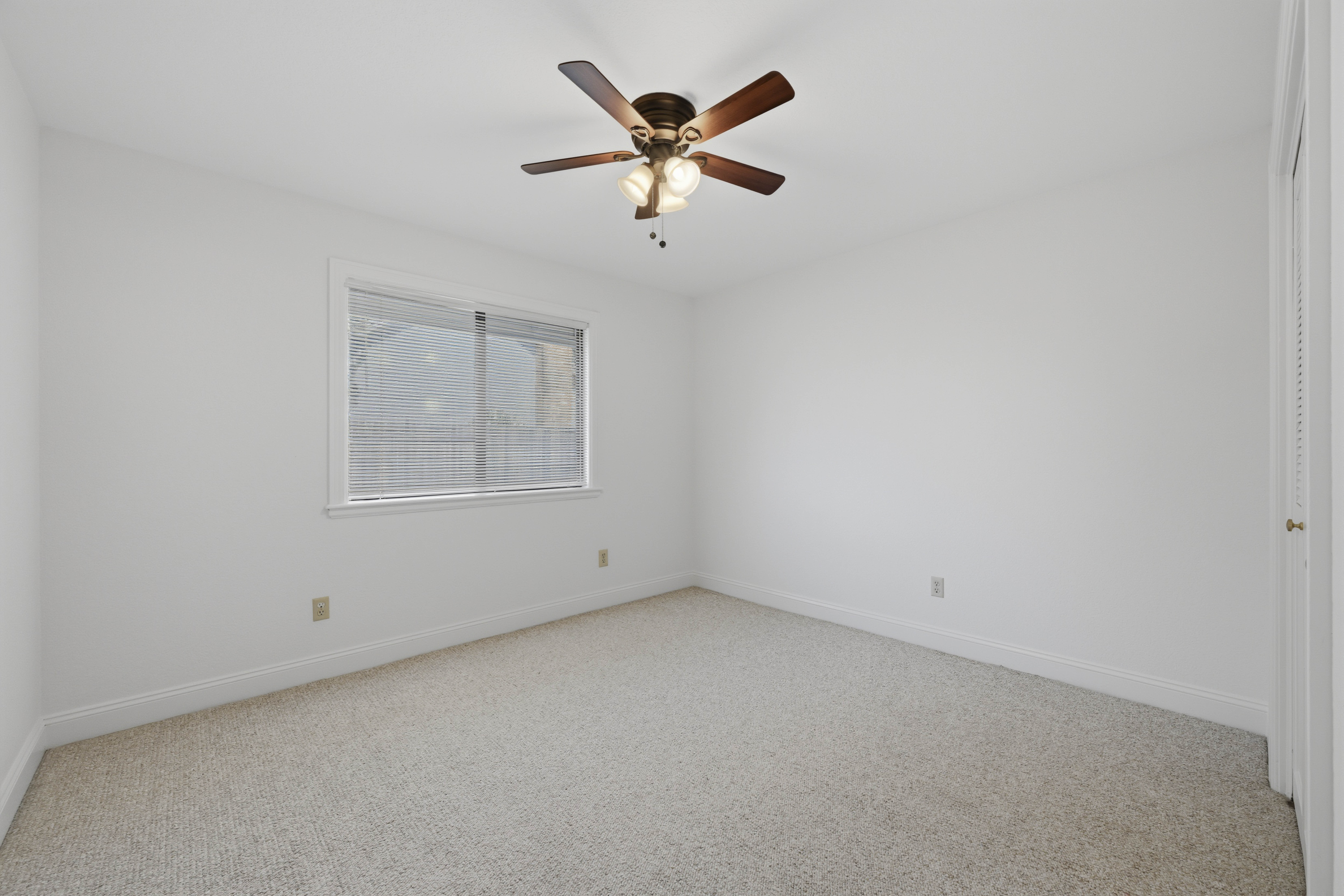  1812 Summerhill Drive, Roseville, CA 95661 - 物件實景