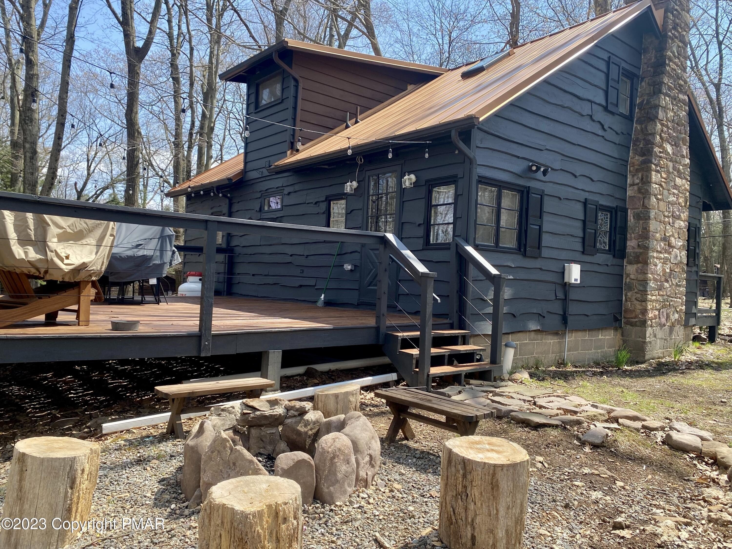 Lake Harmony, Pennsylvania, 18624, United States, 3 Bedrooms Bedrooms, ,2 BathroomsBathrooms,Residential,For Sale,2006106