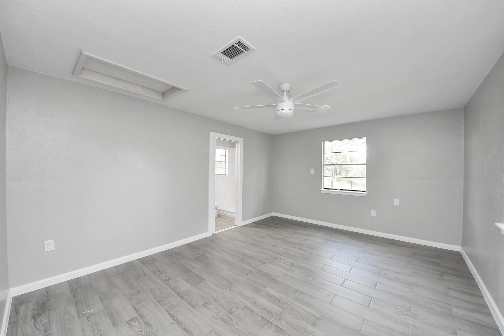 Sheridan, Texas, 78962, United States, 2 Bedrooms Bedrooms, ,2 BathroomsBathrooms,Residential,For Sale,1981605