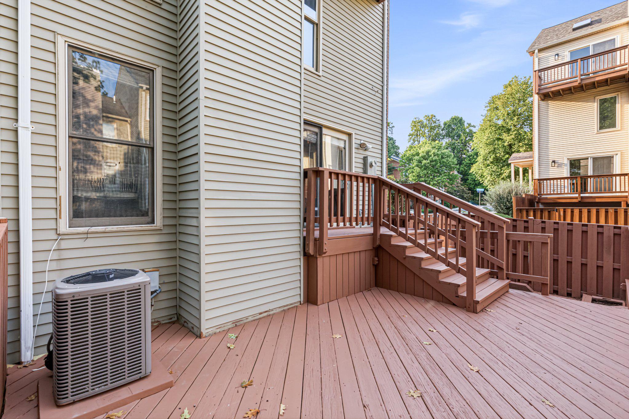  7561 Chrisland Cv Cove, Falls Church, VA, 22042 - 物件實景
