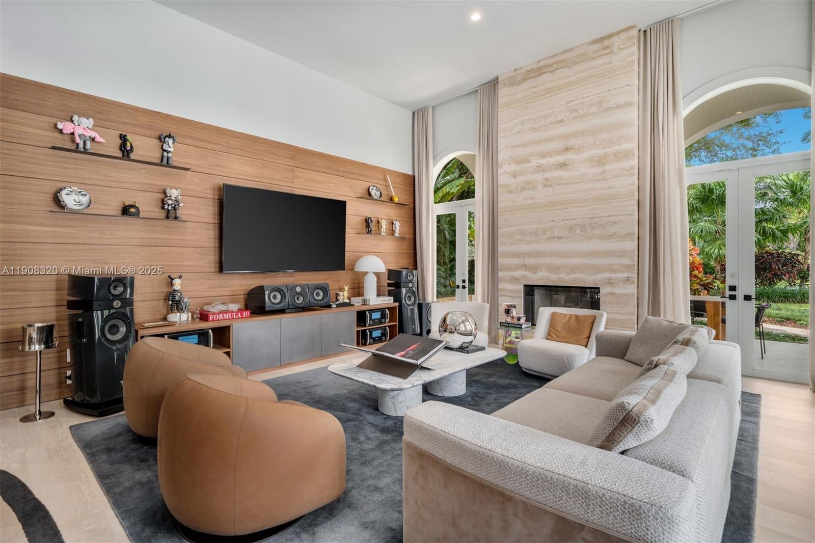 Pinecrest, Florida, 33156, United States, 6 Bedrooms Bedrooms, ,8 BathroomsBathrooms,Residential,For Sale,1990969