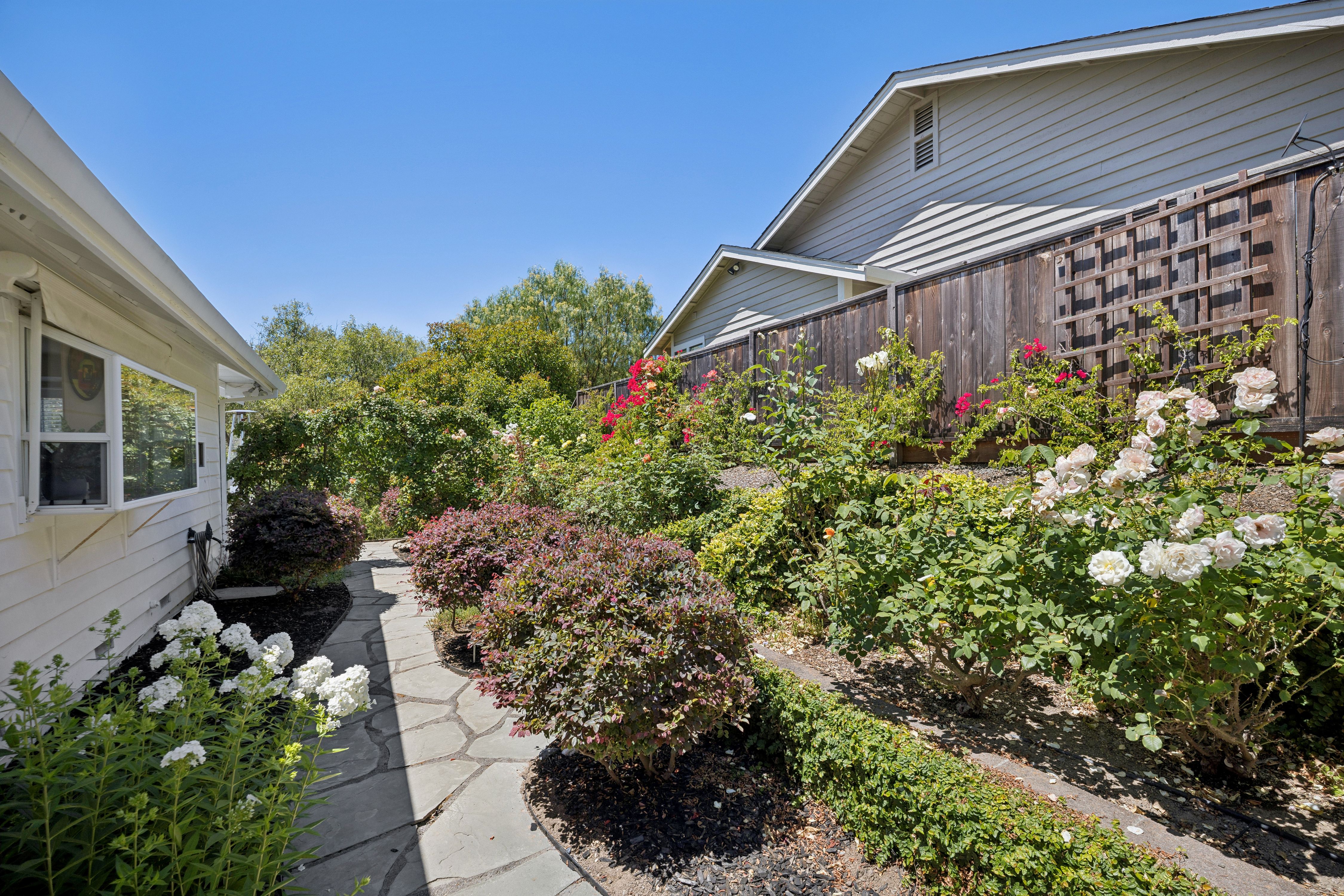  Lovely Single Level on Private Cul-de-Sac in Partridge Knolls - 物件實景