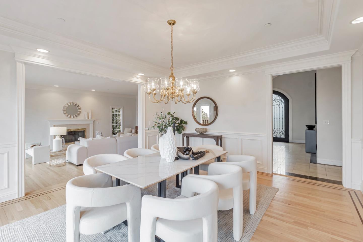 San Carlos, California, 94070, United States, 5 Bedrooms Bedrooms, ,5 BathroomsBathrooms,Residential,For Sale,1700172