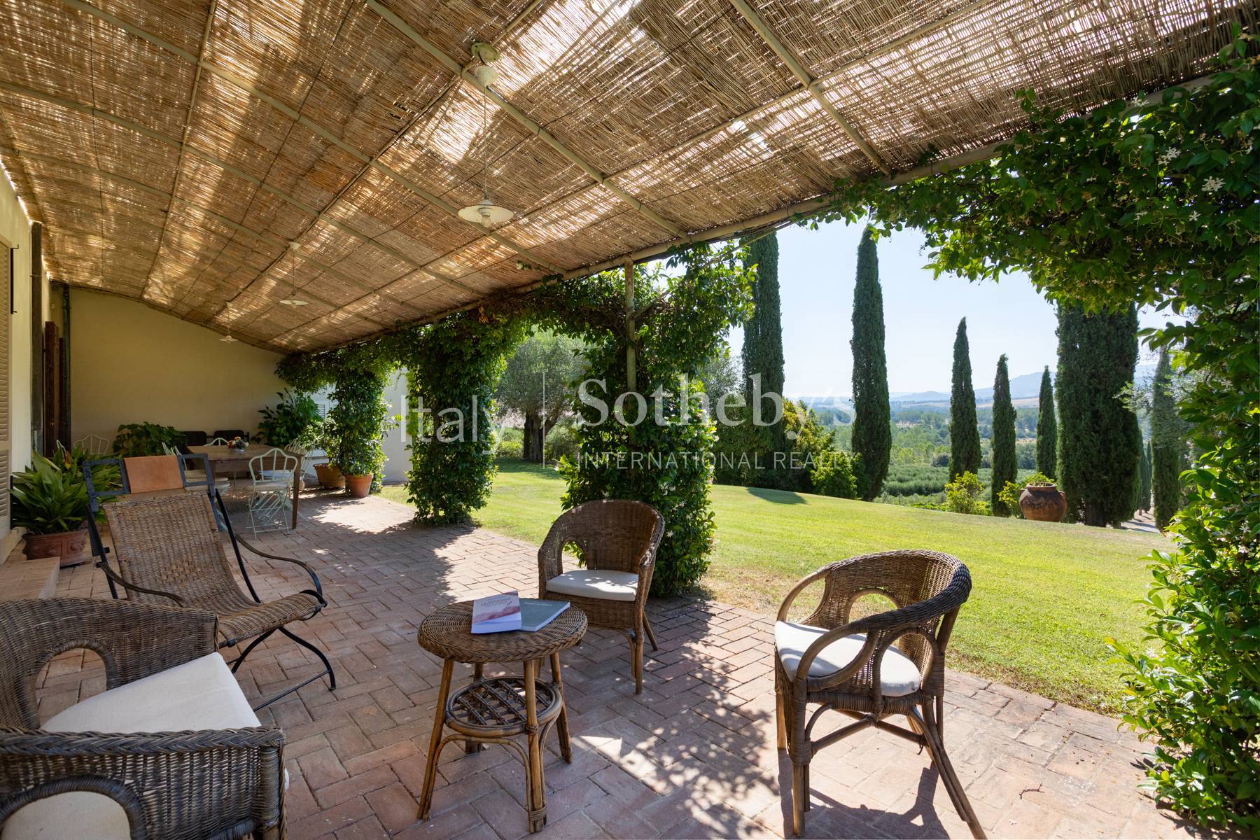  Tuscan estate with vineyards and winery - 物件實景